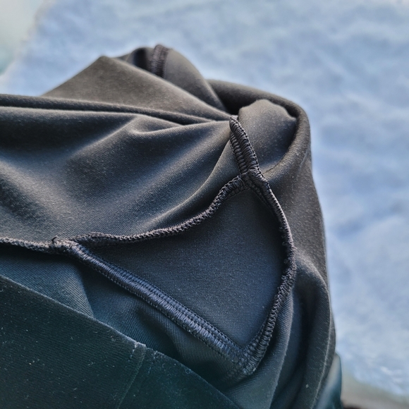 SPANX Velvet Leggings - Picture 8 of 13